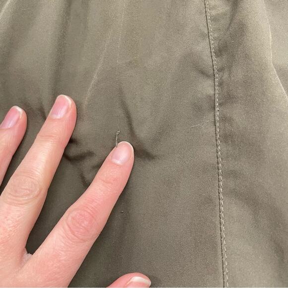 Nike Green & Pink Womens Running Athletic Shorts Womens M - Picture 5 of 9